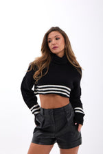 43241 STRICKWAREN GESTREIFTES TURTLER CROP-SCHWARZ-ECRU