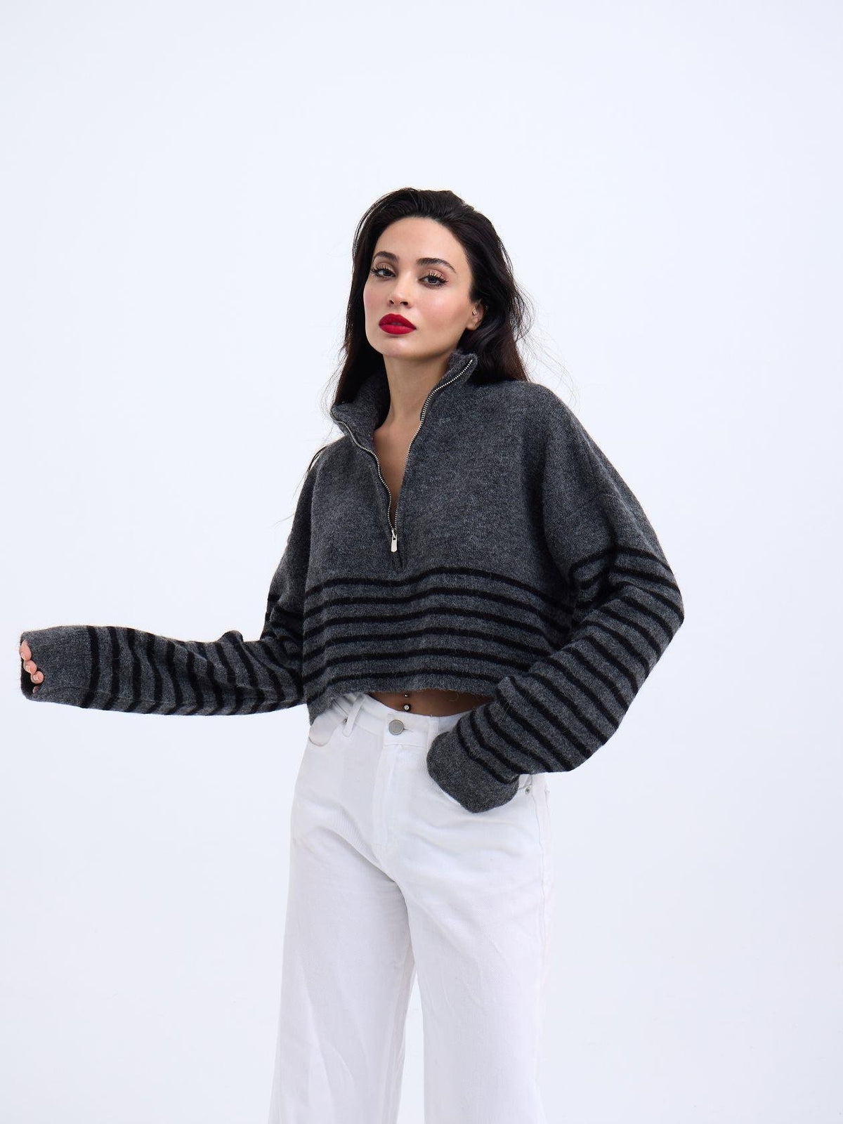 43311 STRICKWAREN GESTREIFTES CROP MIT REISSVERSCHLUSS-ANTHRAZIT-SCHWARZ