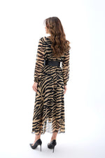 4543 KLEID-MUNSTER