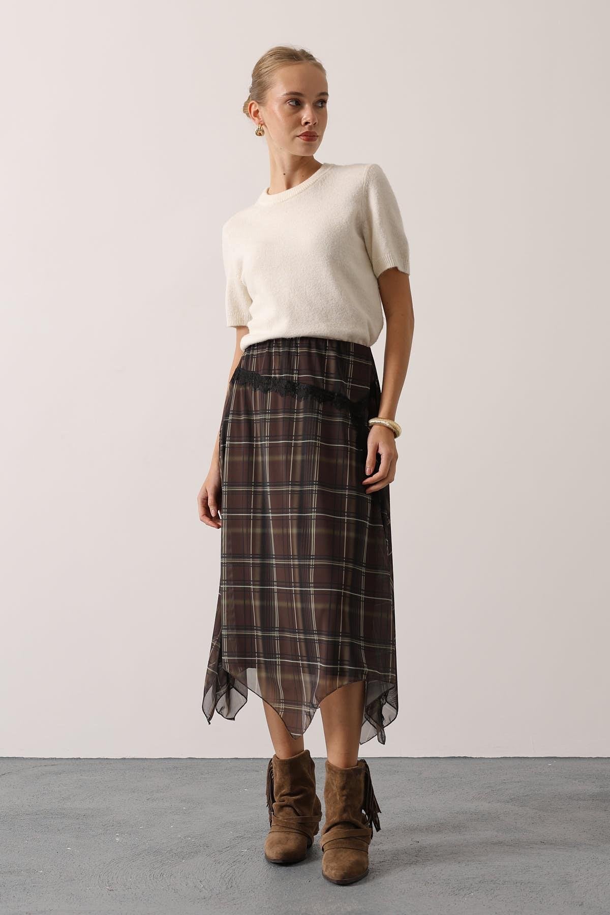 EKOSE DESEN DANTELLİ ASİMETRİK ETEK - Haki