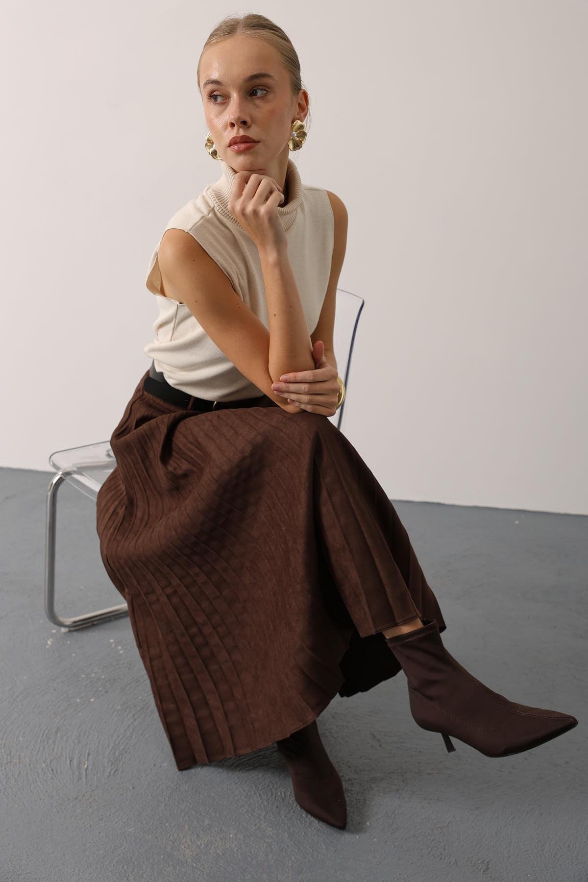 PİLİSELİ KEMER DETAYLI SÜET ETEK - Kahve