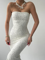Trägerloses Combar-Kleid