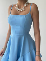 Gewöhnliches Kleid mit Seilträgern