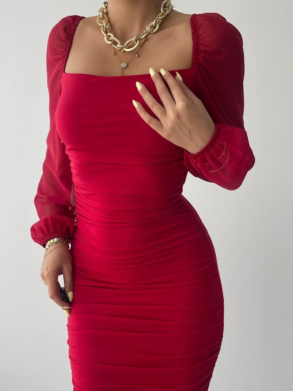 Engla-Kleid mit Tülldetail an den Ärmeln