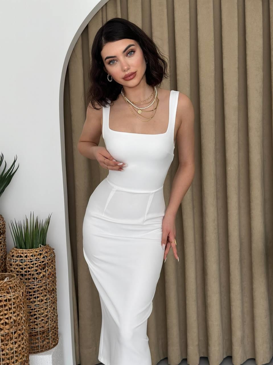 Martin – Bleistiftkleid mit Riemchendesign