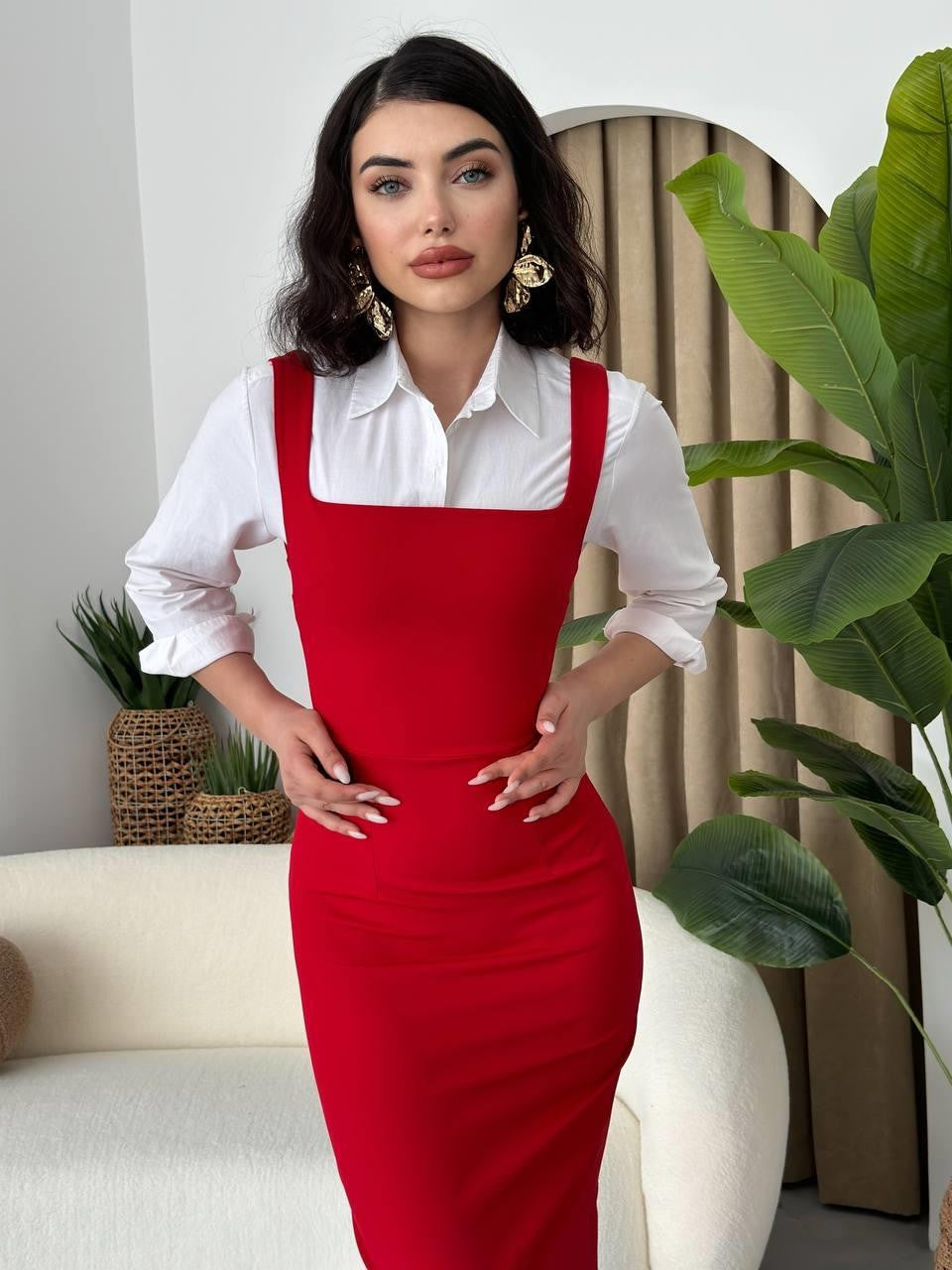 Martin – Bleistiftkleid mit Riemchendesign