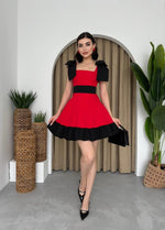 Miron-Kleid mit Schulterschleife