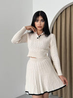 Strickanzug mit Rock aus Nievre