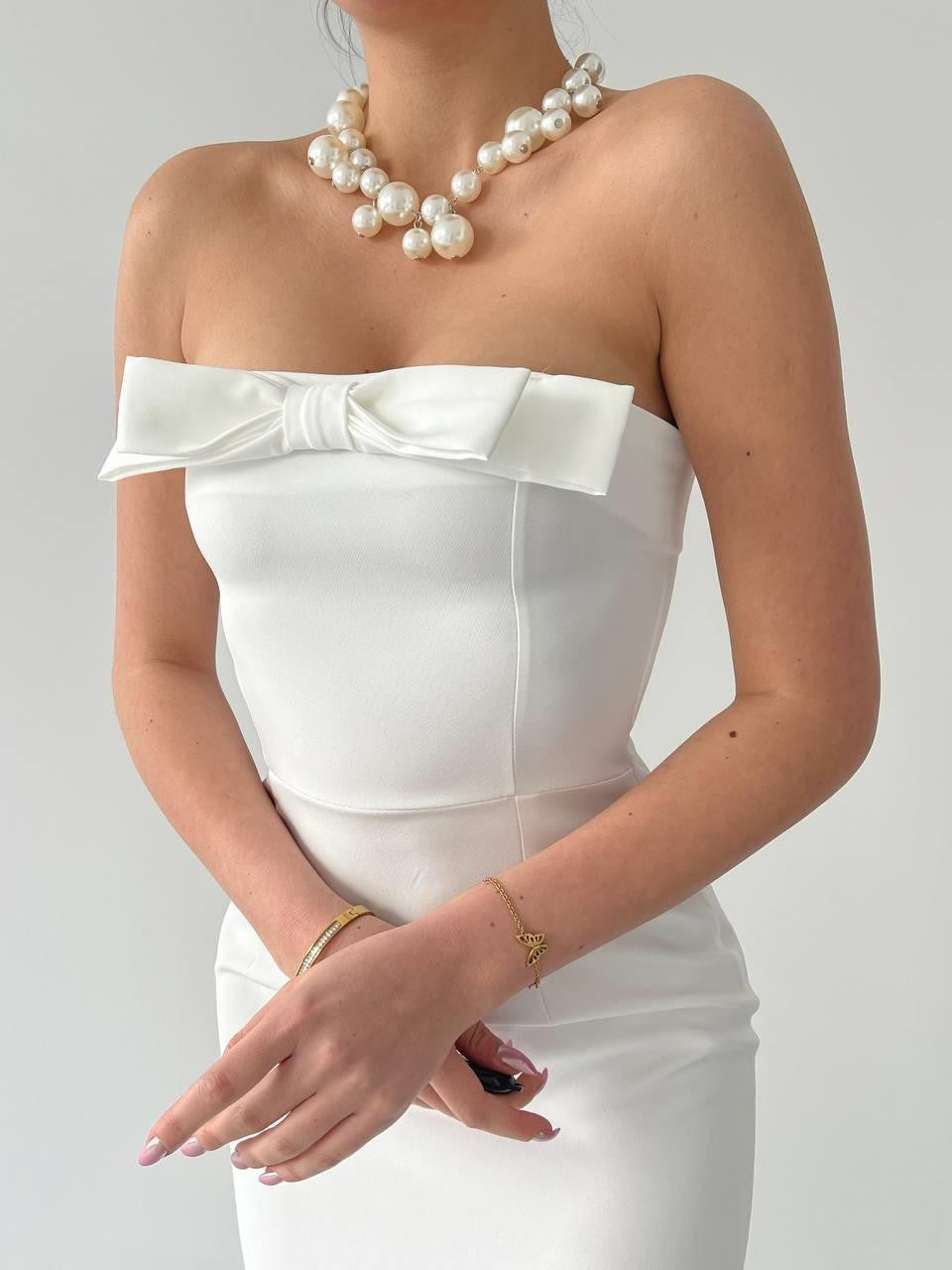 KAELM-KLEID MIT BAND VORNE