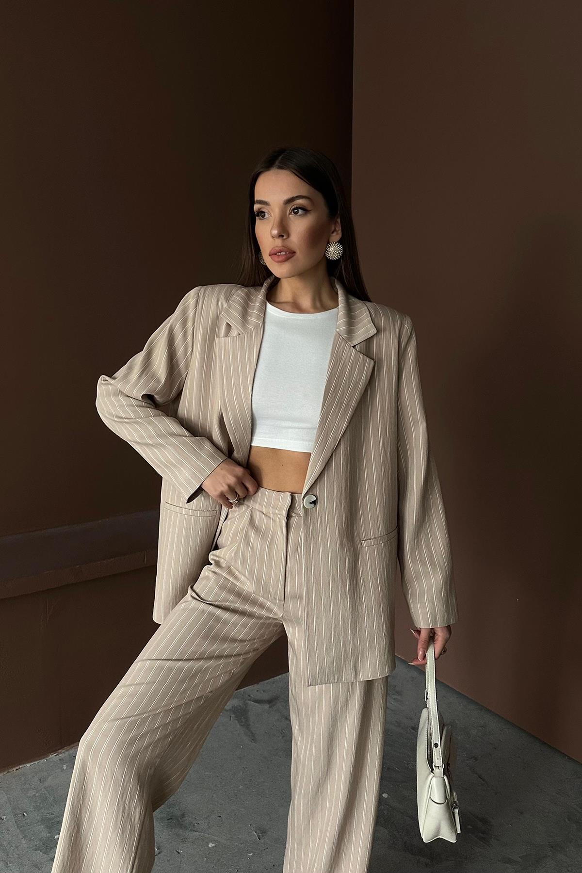 Toptan Bej Çizgili Ceket Ve Pantolon Takım