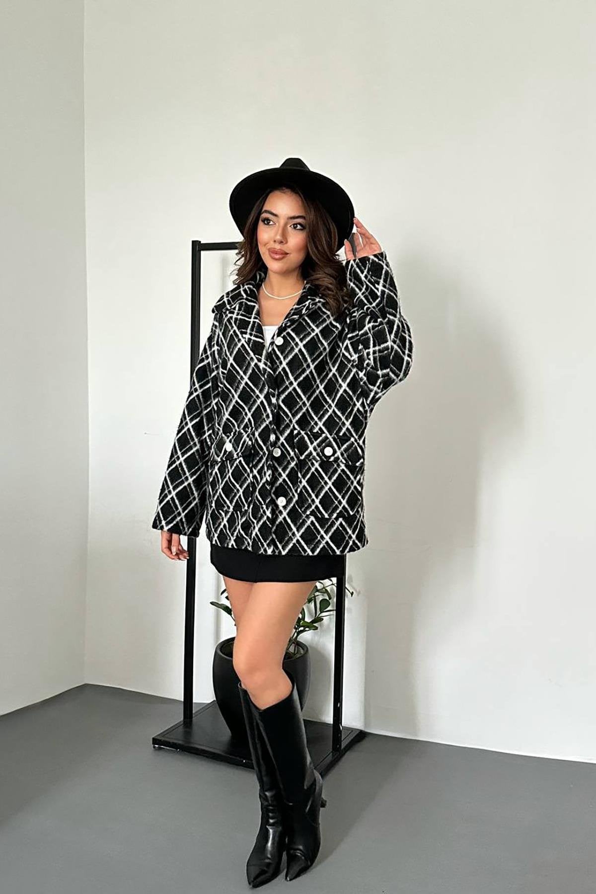 Toptan Siyah Polar Baklava Ekose Ceket