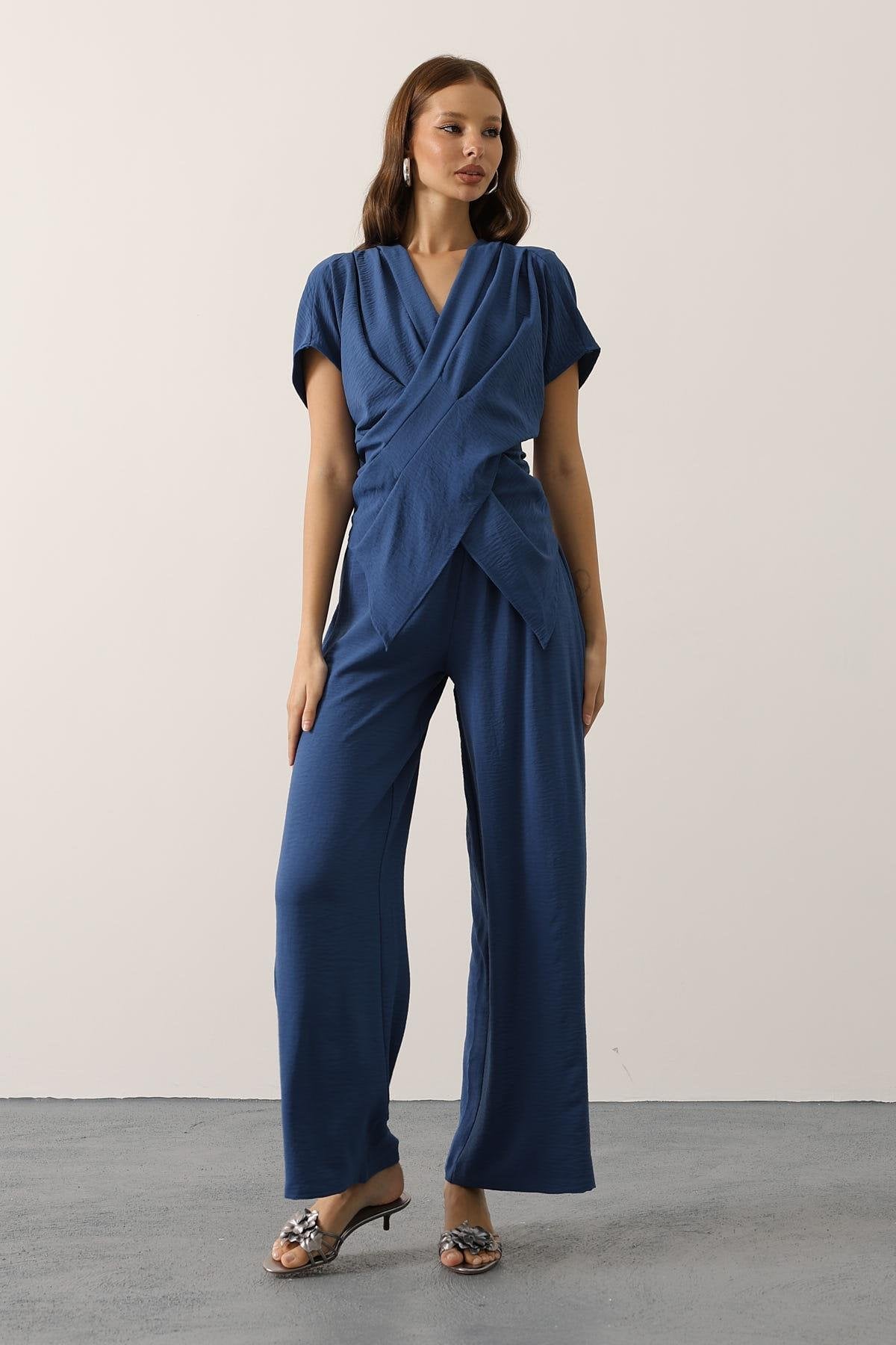 Asimetrik Kesim Takım - İndigo