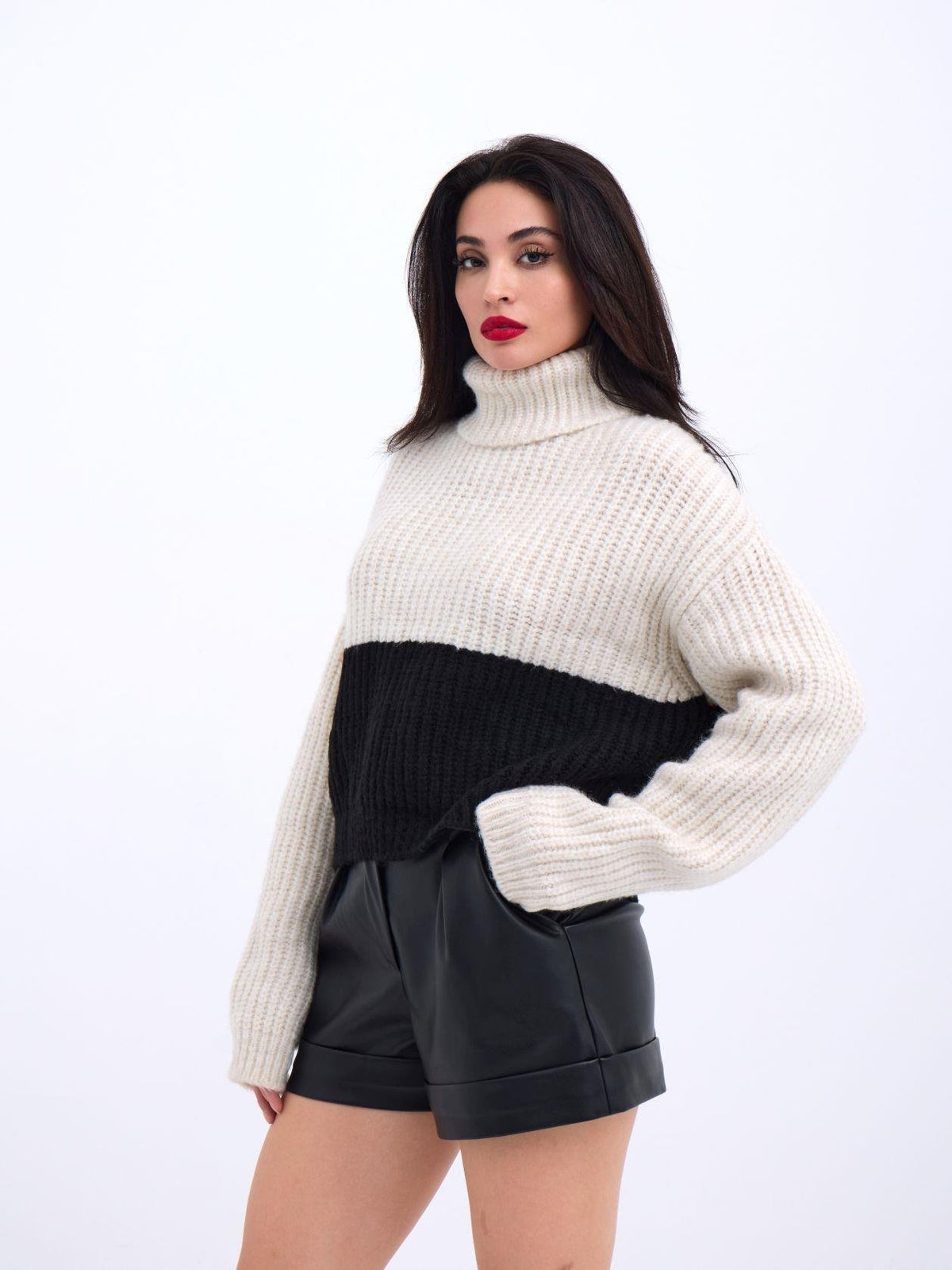 3904 STRICKWAREN TURTLER STREIFENPULLOVER-CREME-SCHWARZ
