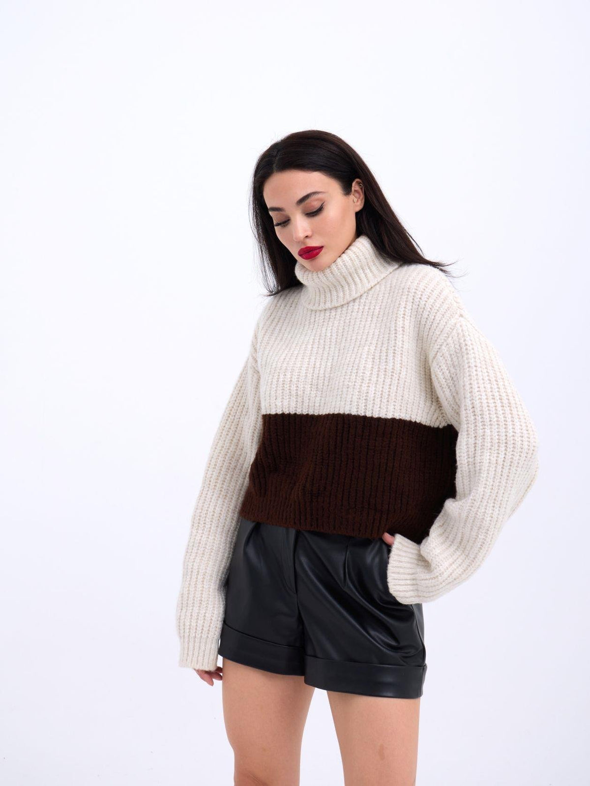 3904 STRICKWAREN ROLLKRAGENPULLOVER MIT GESTREIFTEM KRAGEN - CREME-BRAUN