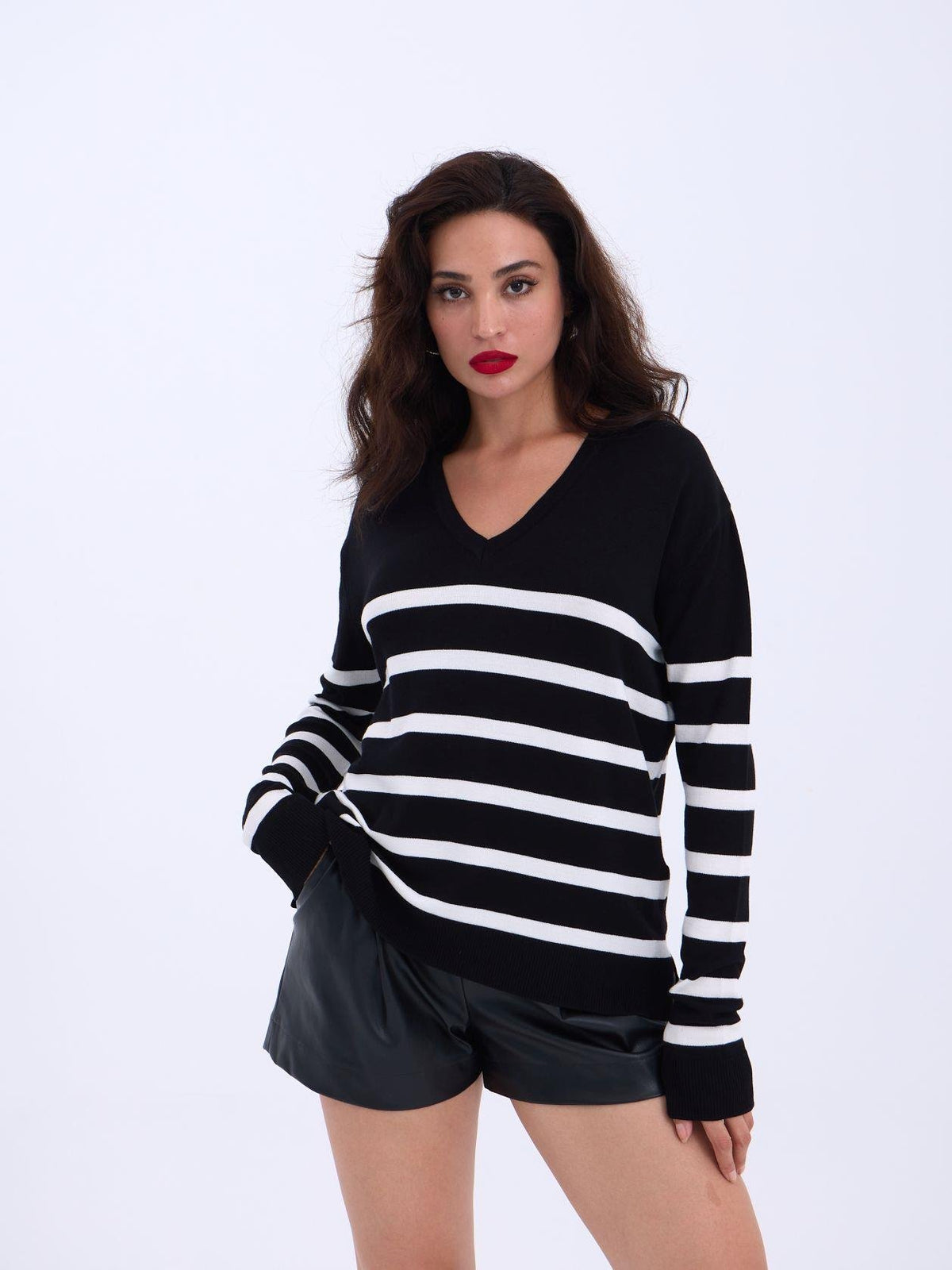 4203 STRICKWAREN V-AUSSCHNITT GESTREIFT BASIC SALASH-SCHWARZ-ECRU
