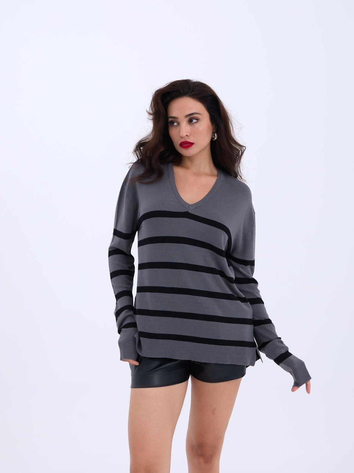4203 STRICKWAREN V-AUSSCHNITT GESTREIFT BASIC SALASH-ANTHRAZIT-SCHWARZ