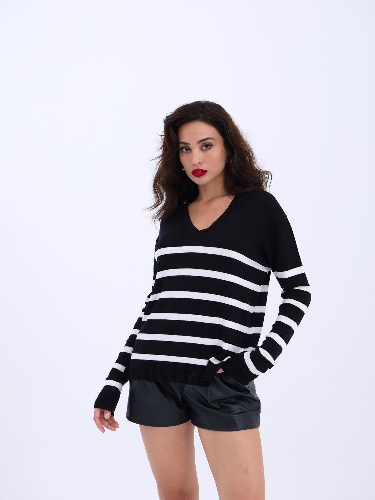 4203 STRICKWAREN V-AUSSCHNITT GESTREIFT BASIC SALASH-SCHWARZ-ECRU