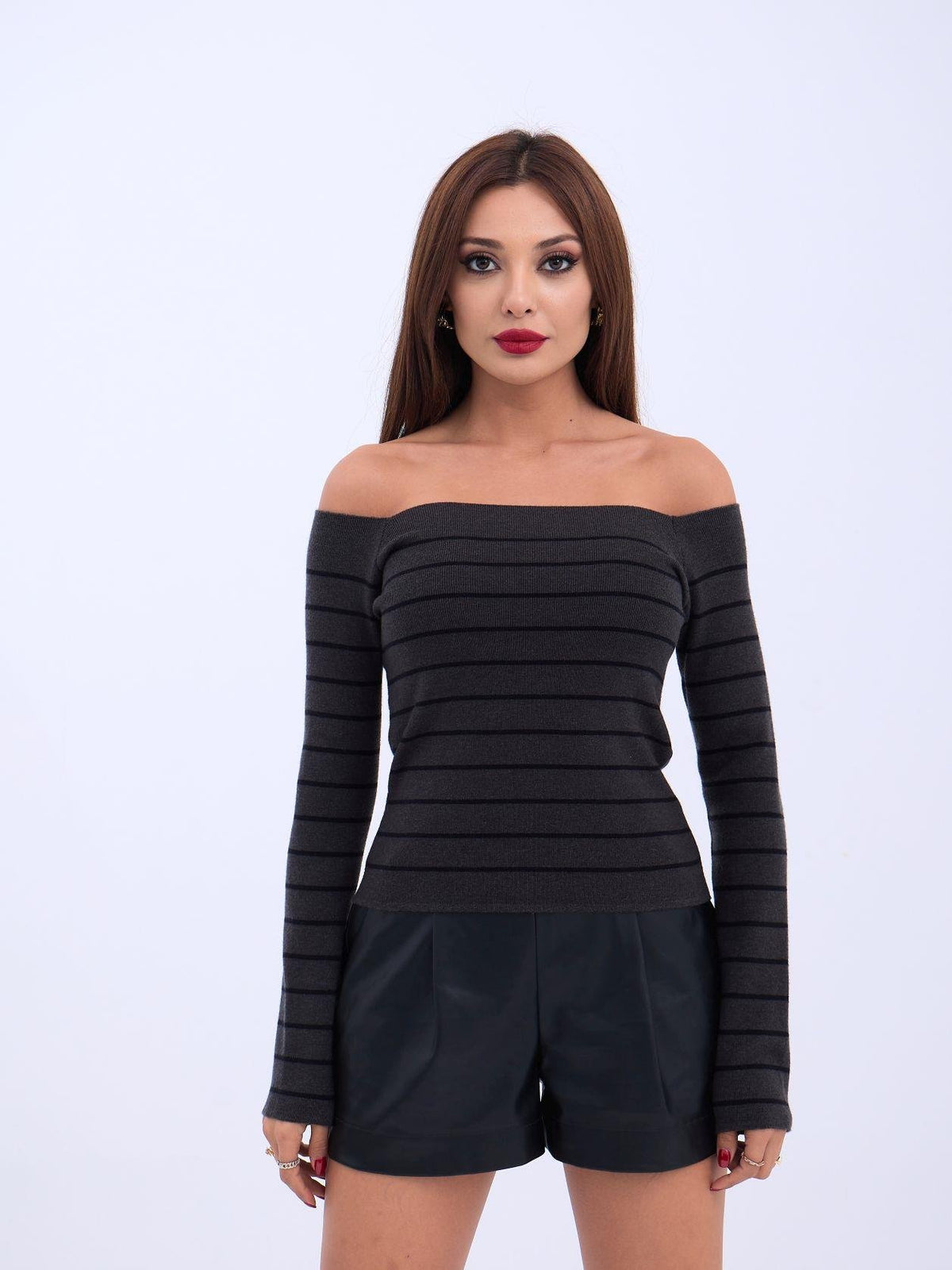 4206 STRICKWAREN GESTREIFTES BOOTHALS-CROP-ANTHRAZIT-SCHWARZ