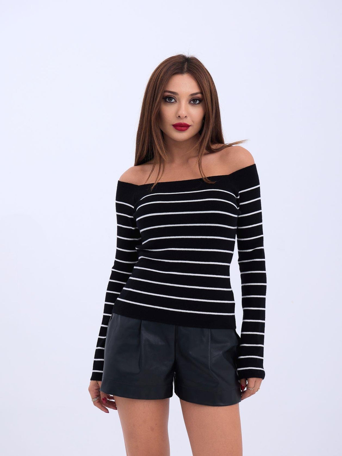 4206 STRICKWAREN GESTREIFTES BOOTHALS-CROP-SCHWARZ-ECRU