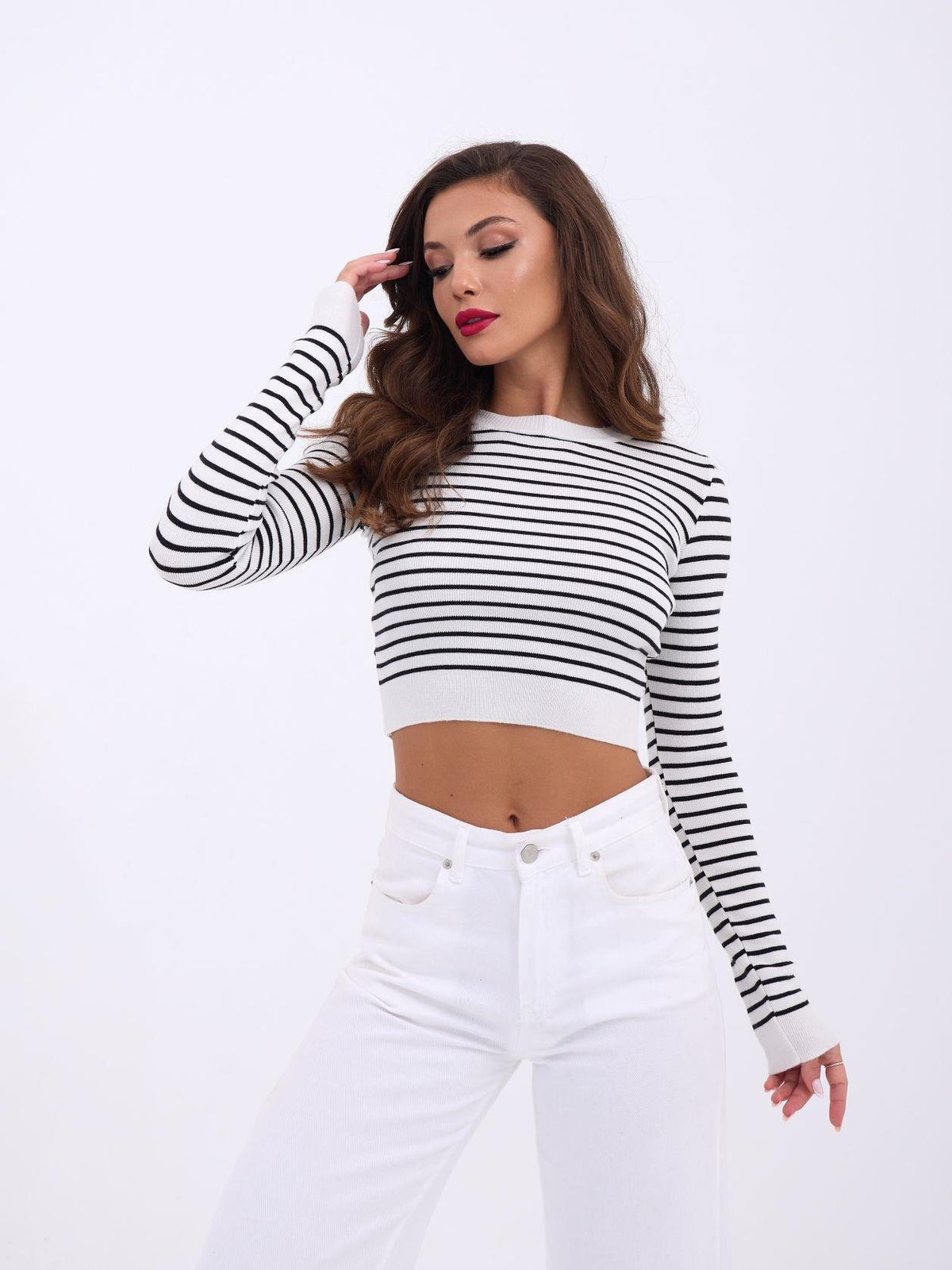 42211 STRICKWAREN GESTREIFTES CROP-ECRU-SCHWARZ