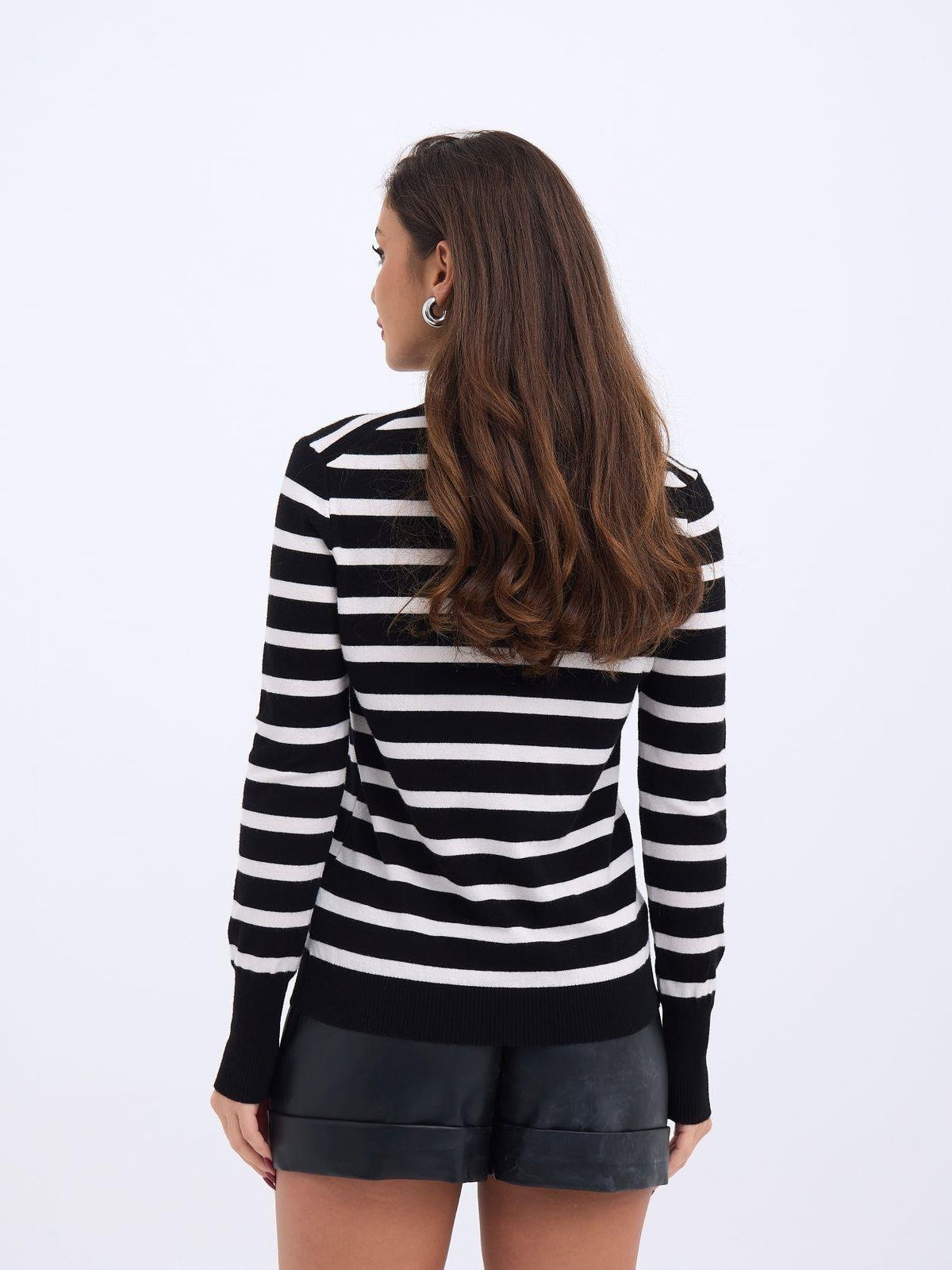42271 STRICKWAREN GESTREIFTES SLASK-PULLOVER-SCHWARZ-ECRU