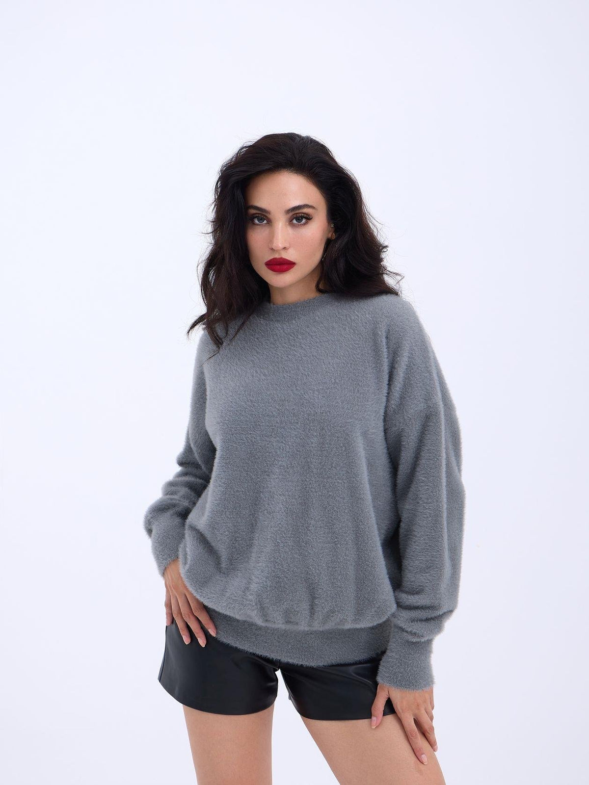 42331 STRICKWAREN RUNDHALSKRAGEN LOCKERER PULLOVER-GRAU