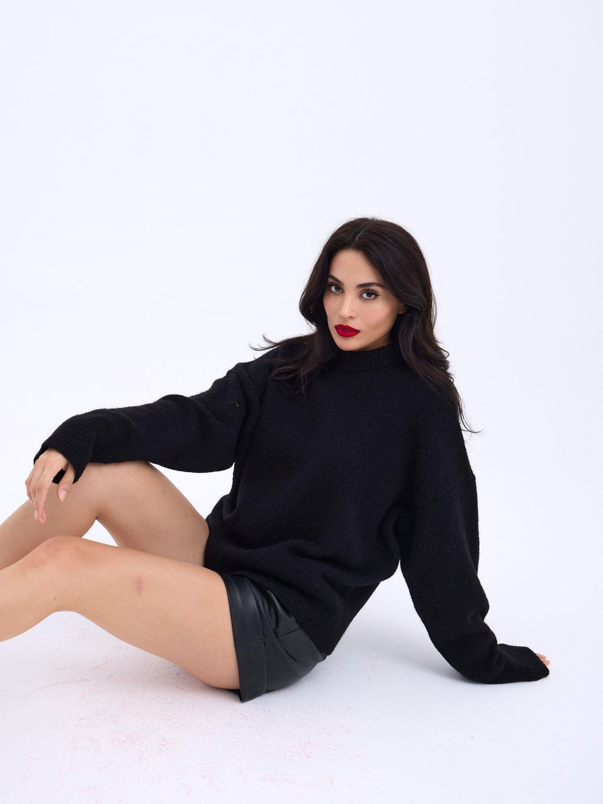 43031 STRICKWAREN HALBER ROLLKRAGEN KURZER PULLOVER-SCHWARZ