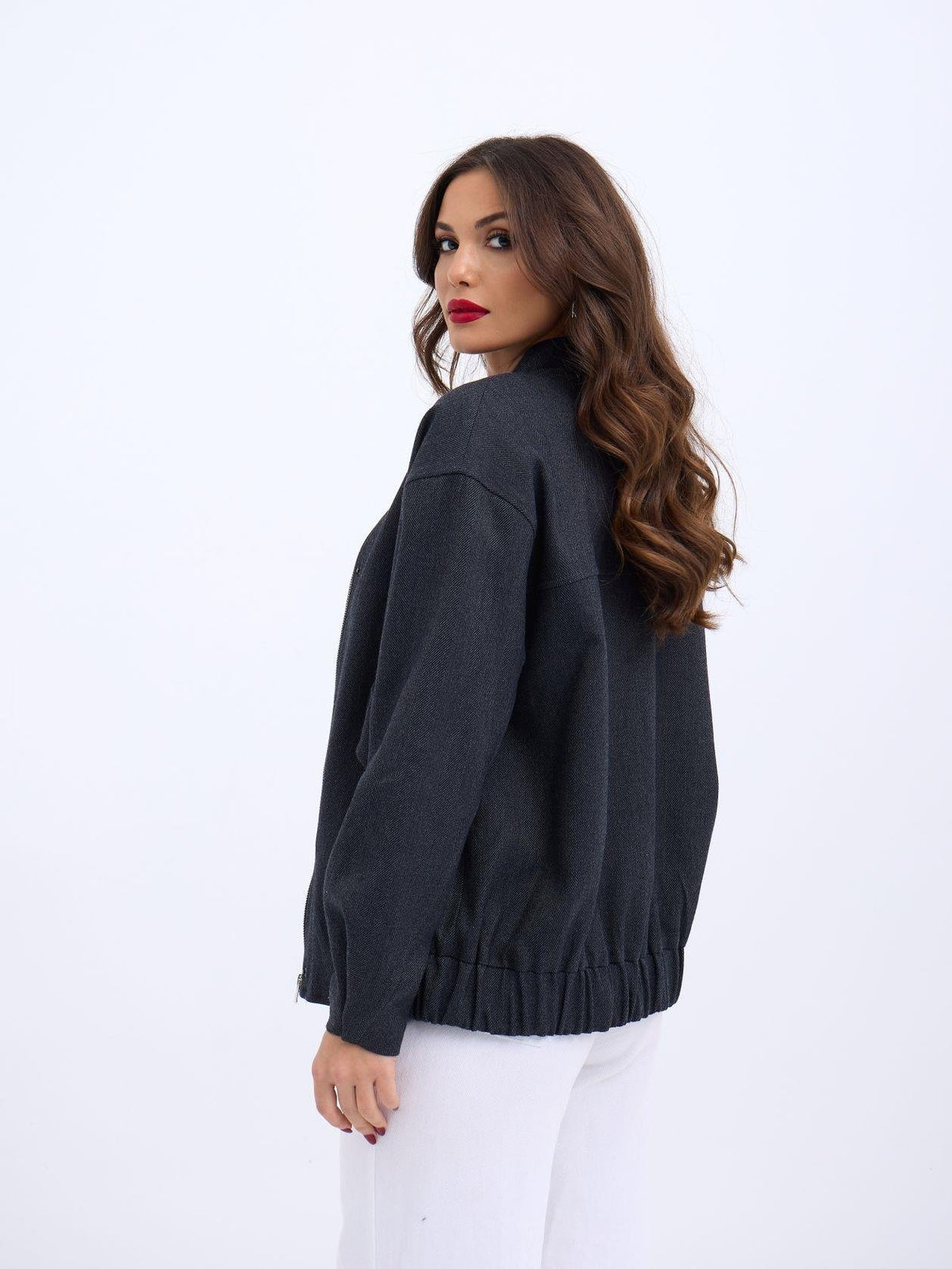 6657 JACKE-GERÄUCHT