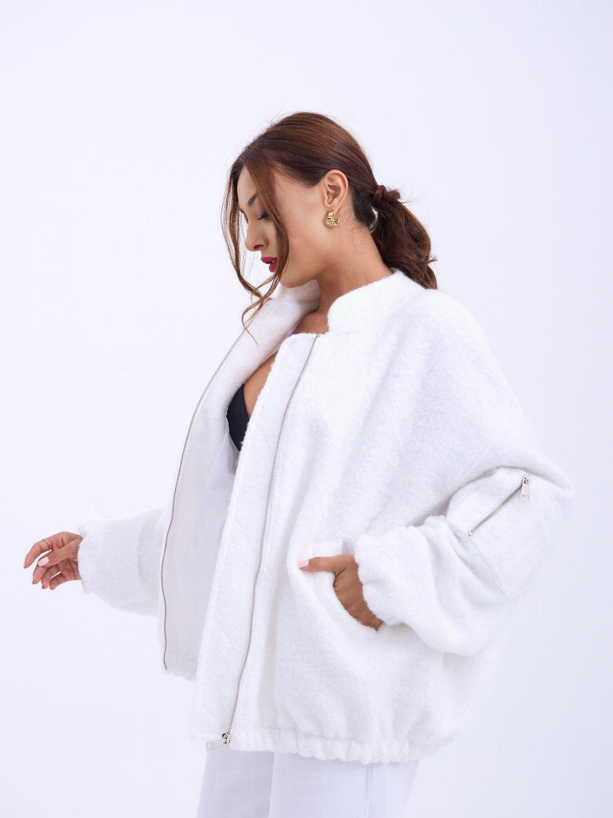 6746 JACKE-WEISS