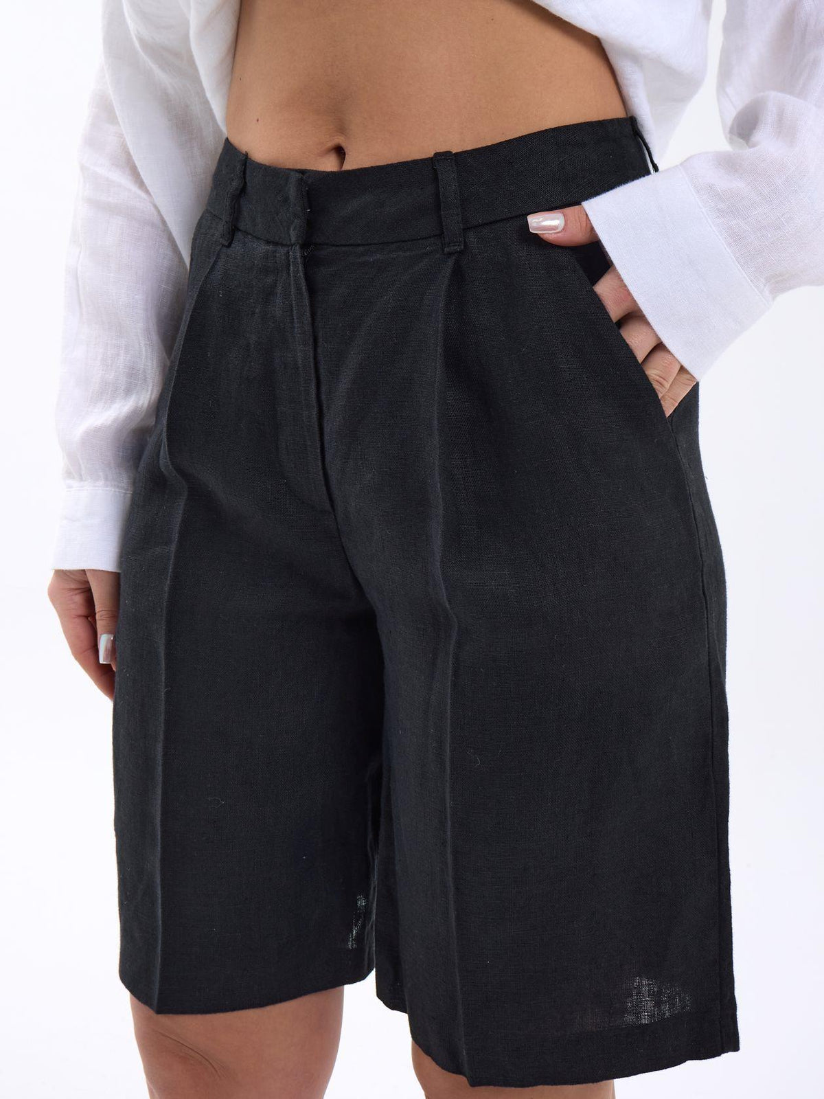 7066 SHORTS-SCHWARZ