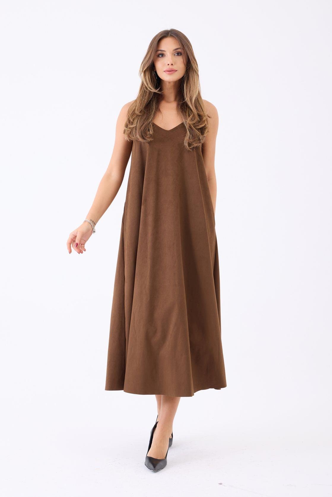 7506 KAMELKLEID