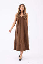 7506 KAMELKLEID