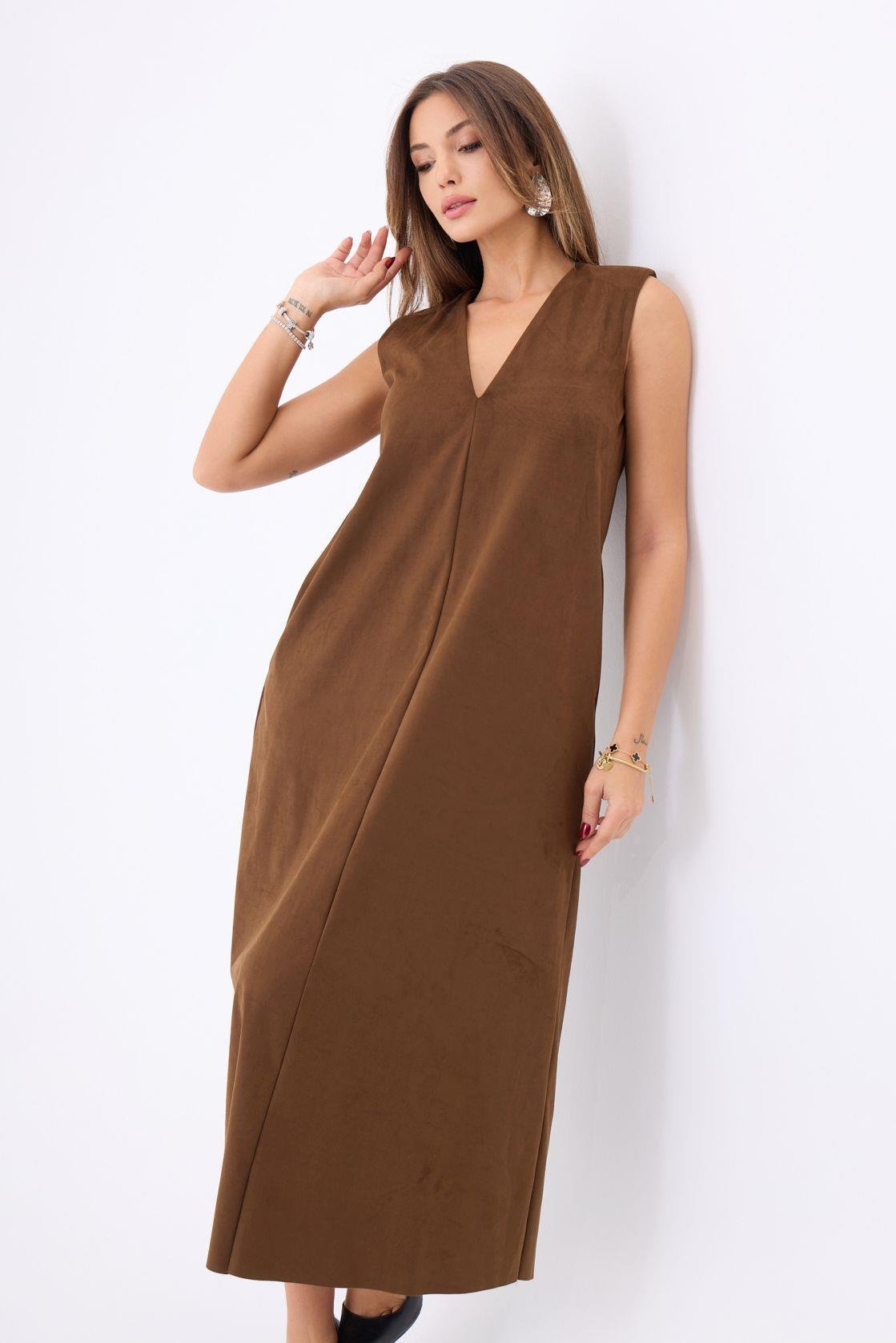 7507 KAMELKLEID