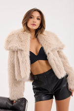 7528 PELZ-BEIGE