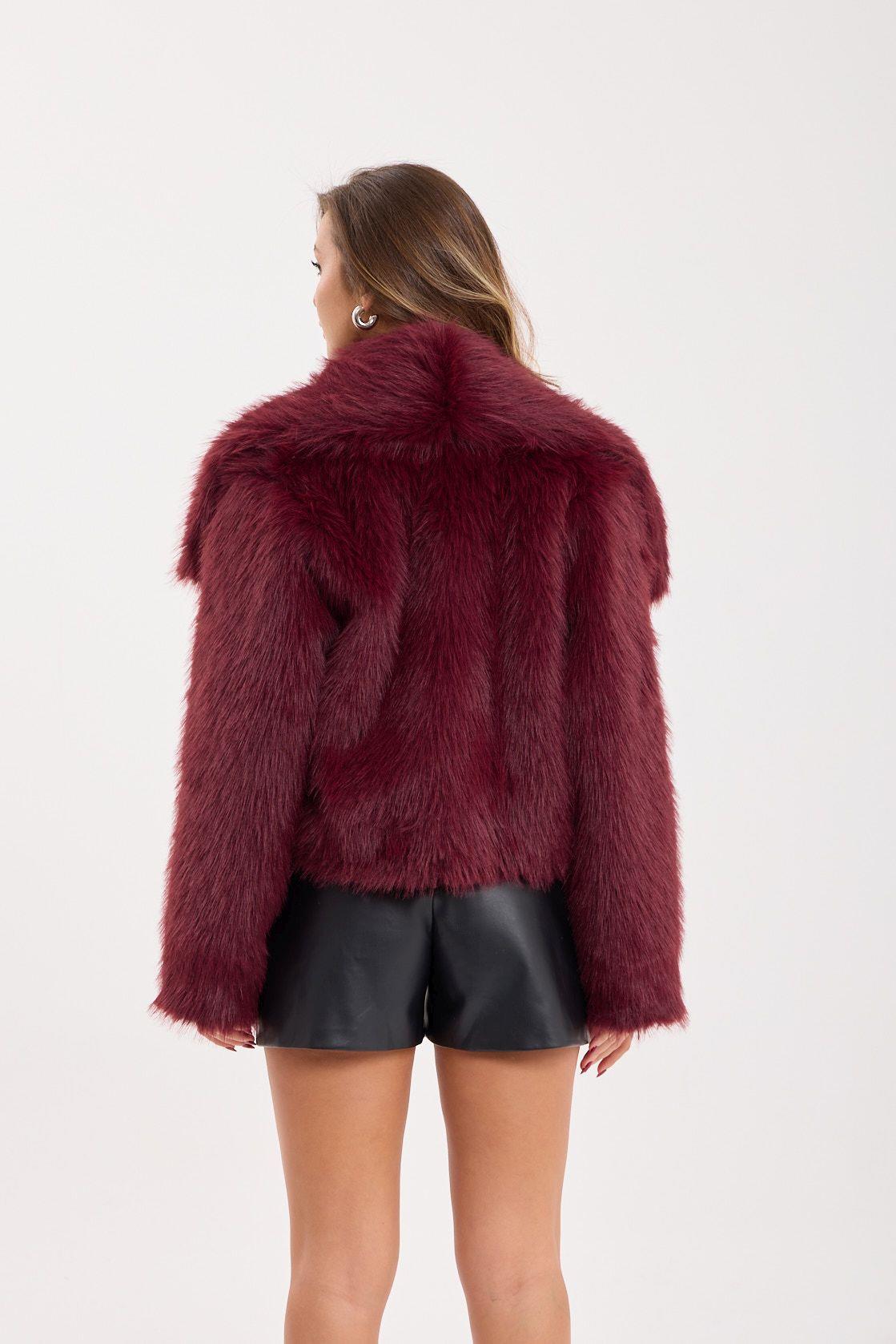 7528 FUR-CLARET RED