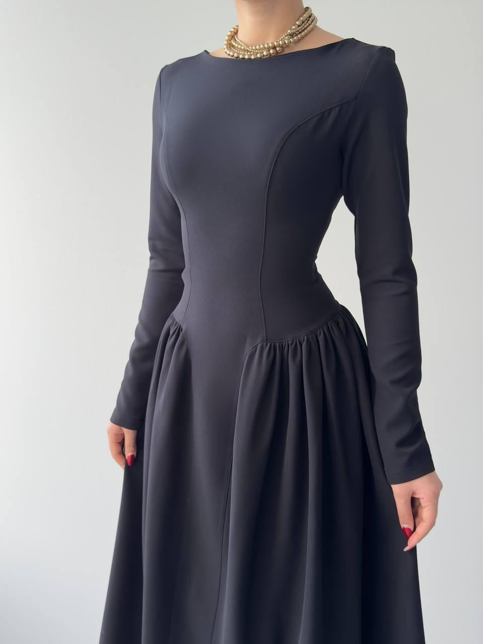 Arnas Oval Plisseekleid 
