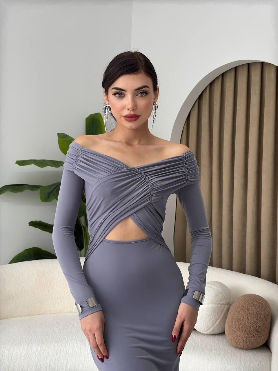 Ashley Kuşak Dekolte Elbise