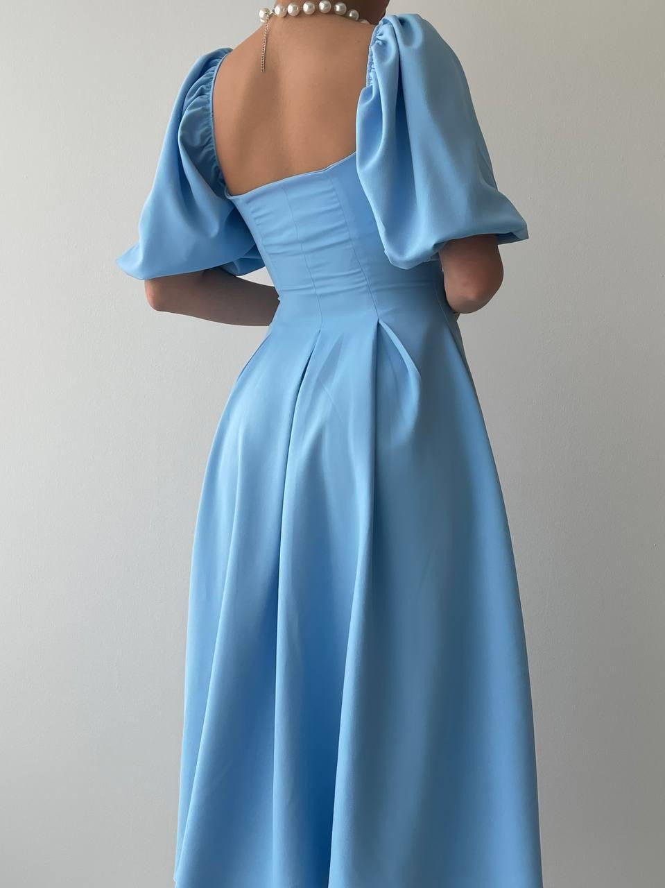 Midikleid mit Benjamin Bell-Rock 