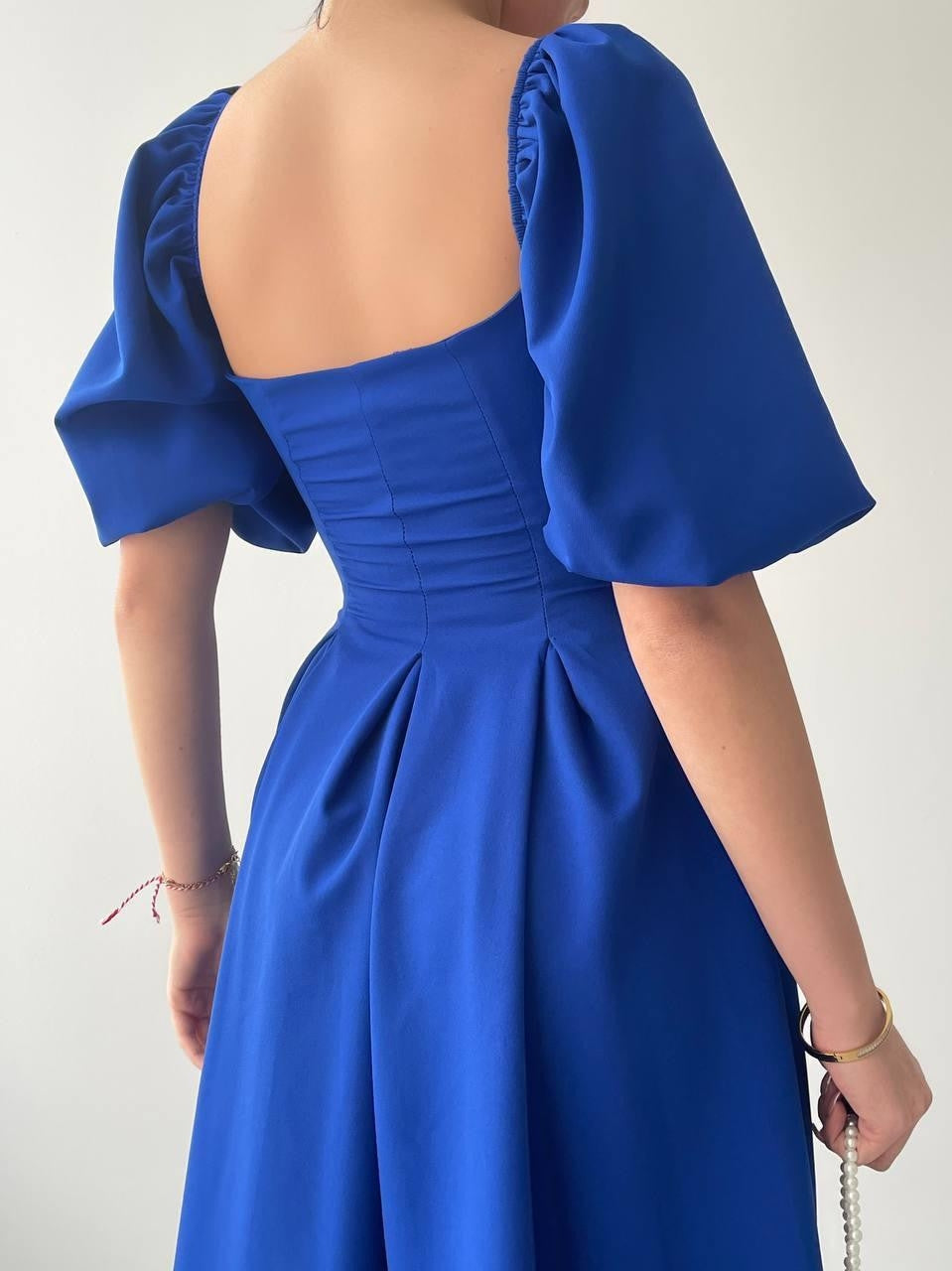 Midikleid mit Benjamin Bell-Rock 
