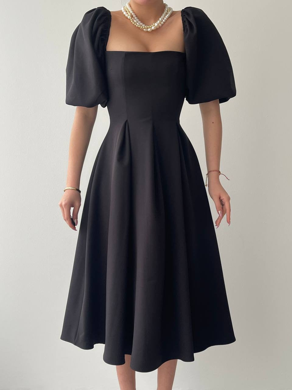 Midikleid mit Benjamin Bell-Rock 