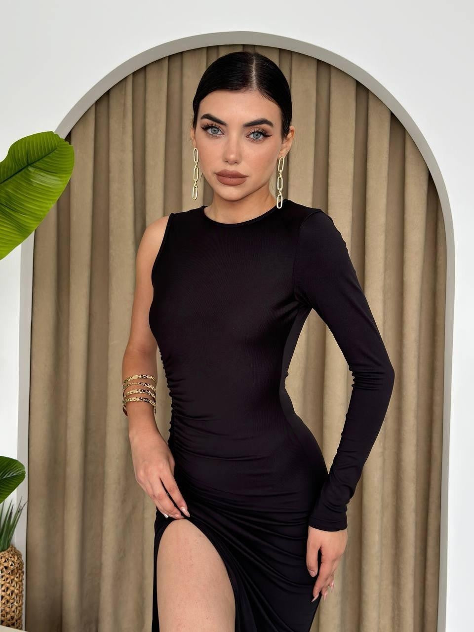 Carpisa Tek Kollu Yırtmaçlı Elbise