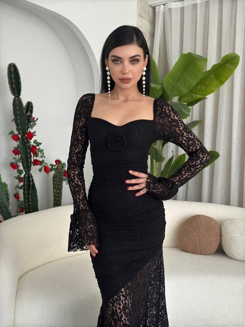 Joha – Kleid mit Rosendetail 