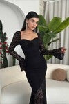 Joha – Kleid mit Rosendetail 