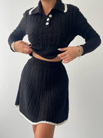 Strickanzug mit Rock aus Nievre 