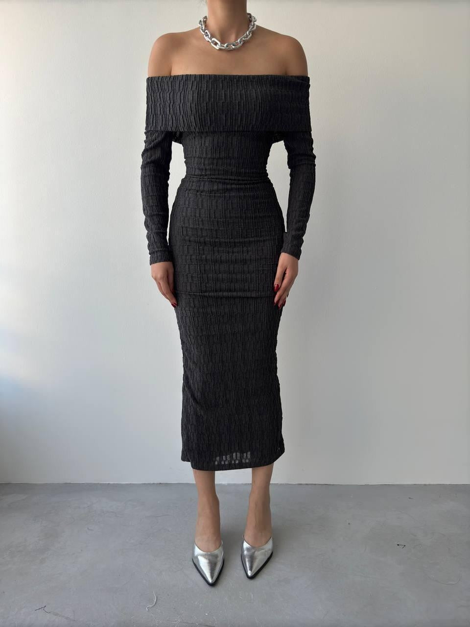 Ovieda Madonna-Kragenkleid 