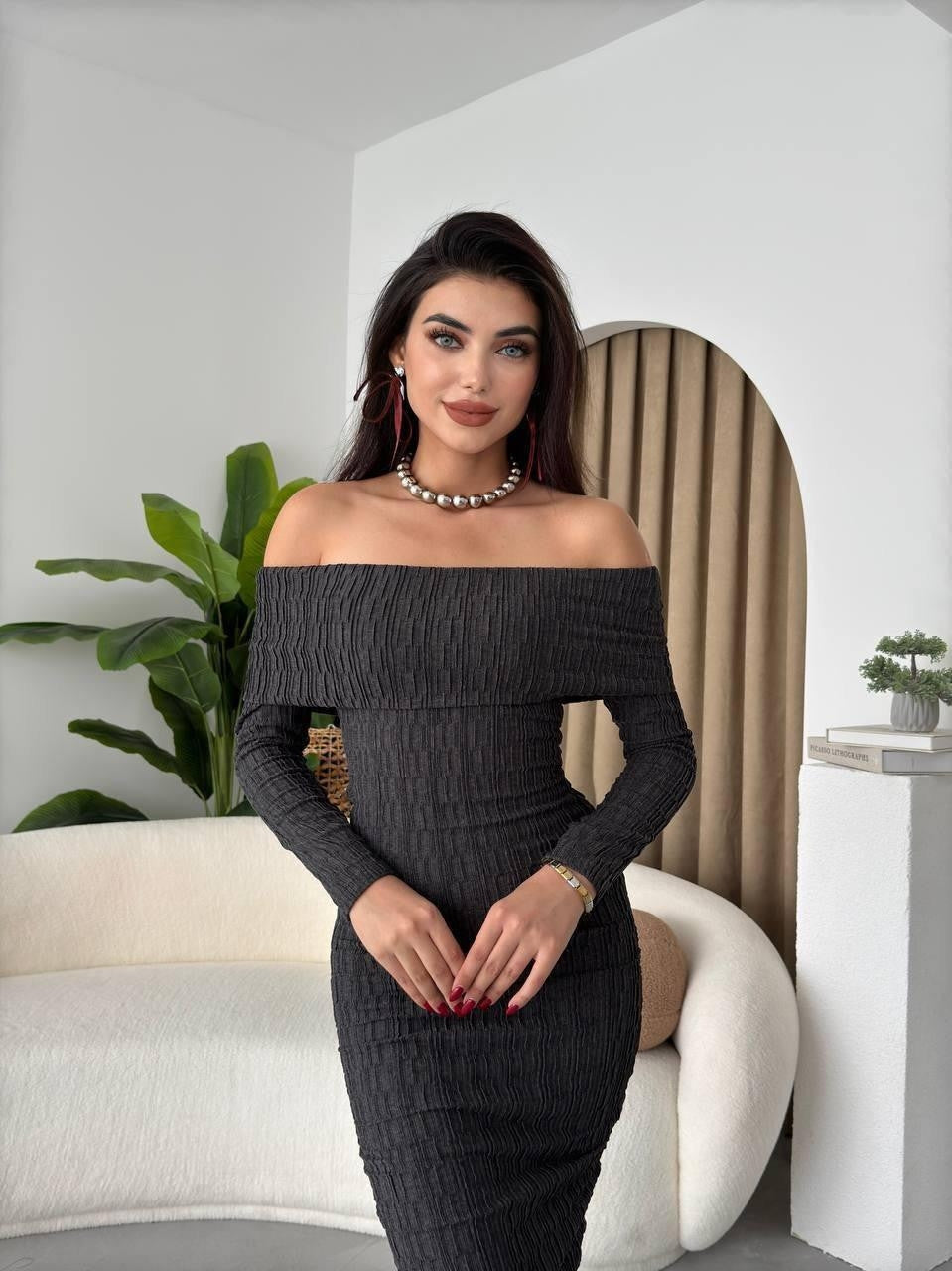 Ovieda Madonna-Kragenkleid 
