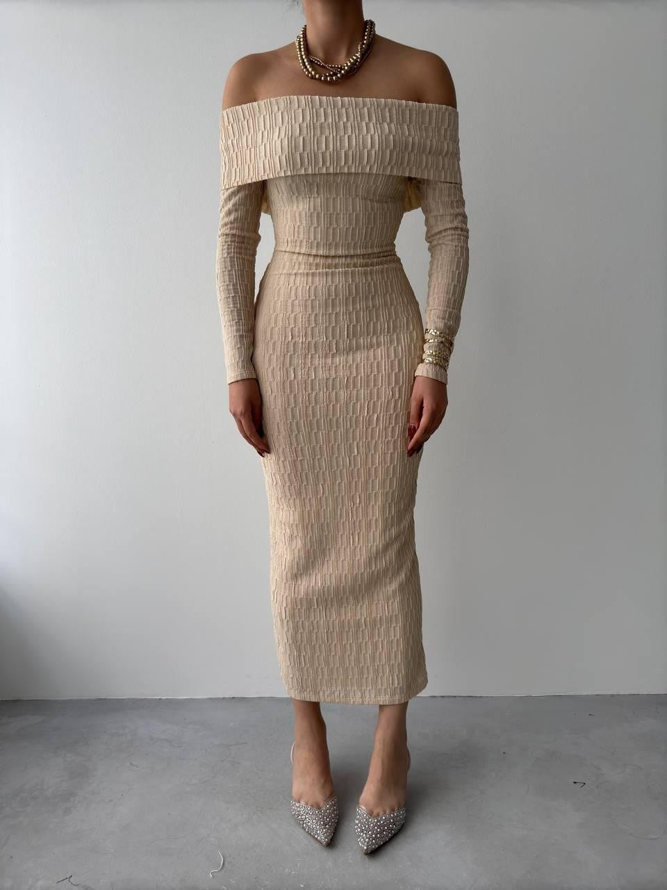Ovieda Madonna-Kragenkleid 
