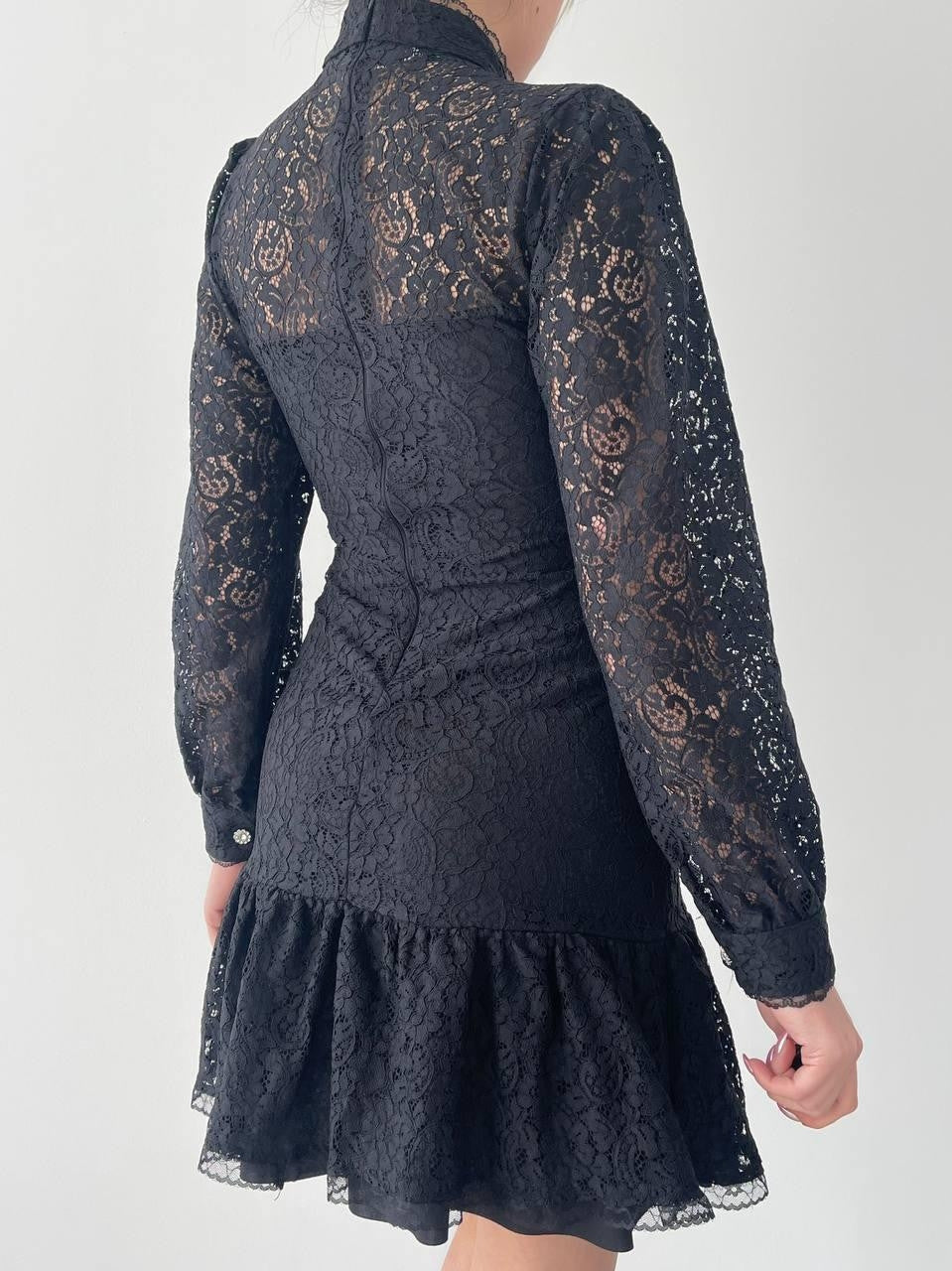 Petrus Kleid mit Knopfdetail 