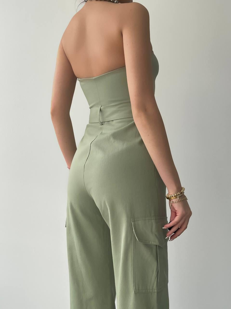 Rue – Jumpsuit mit Gürtel 
