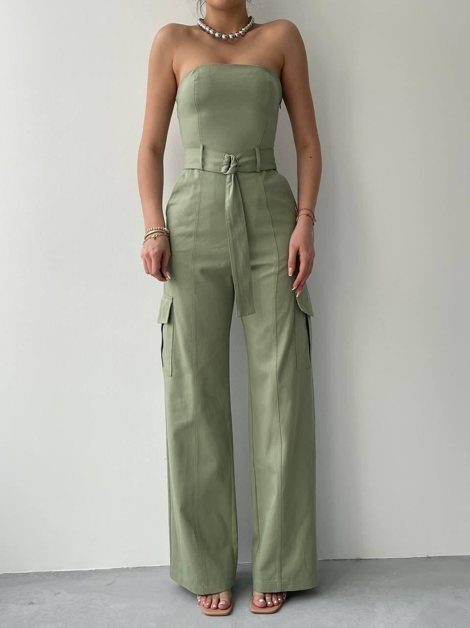 Rue – Jumpsuit mit Gürtel 